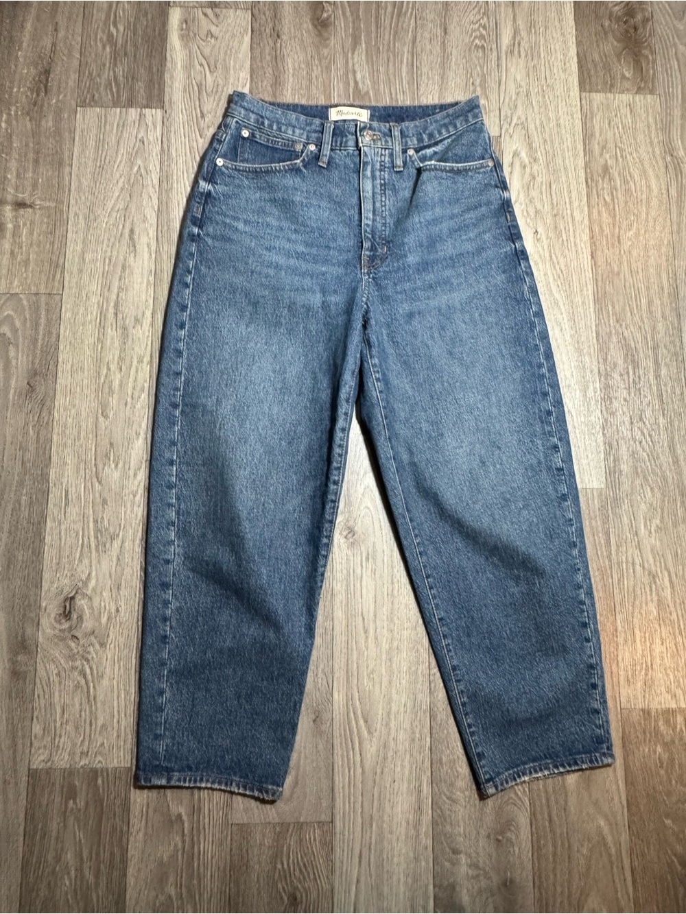 Madewell Woman’s Balloon Jeans size 28